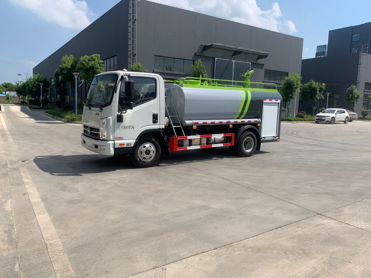 凱馬6噸消防灑水車