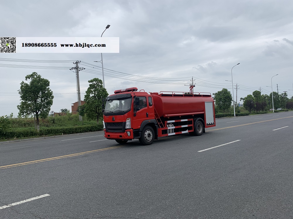 豪沃消防灑水車（12噸）