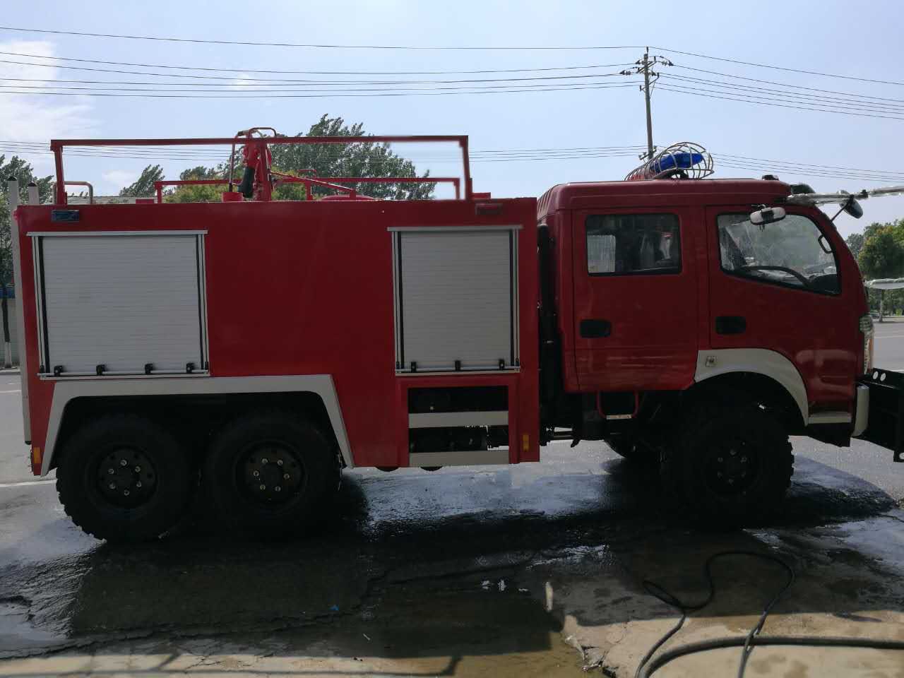 四驅森林消防車（4噸）
