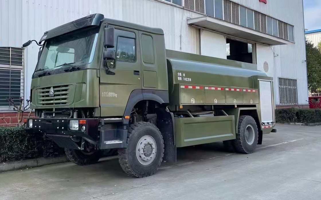豪沃四驅遠程供水車