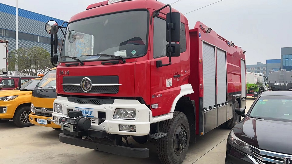 東風天錦四驅水罐消防車