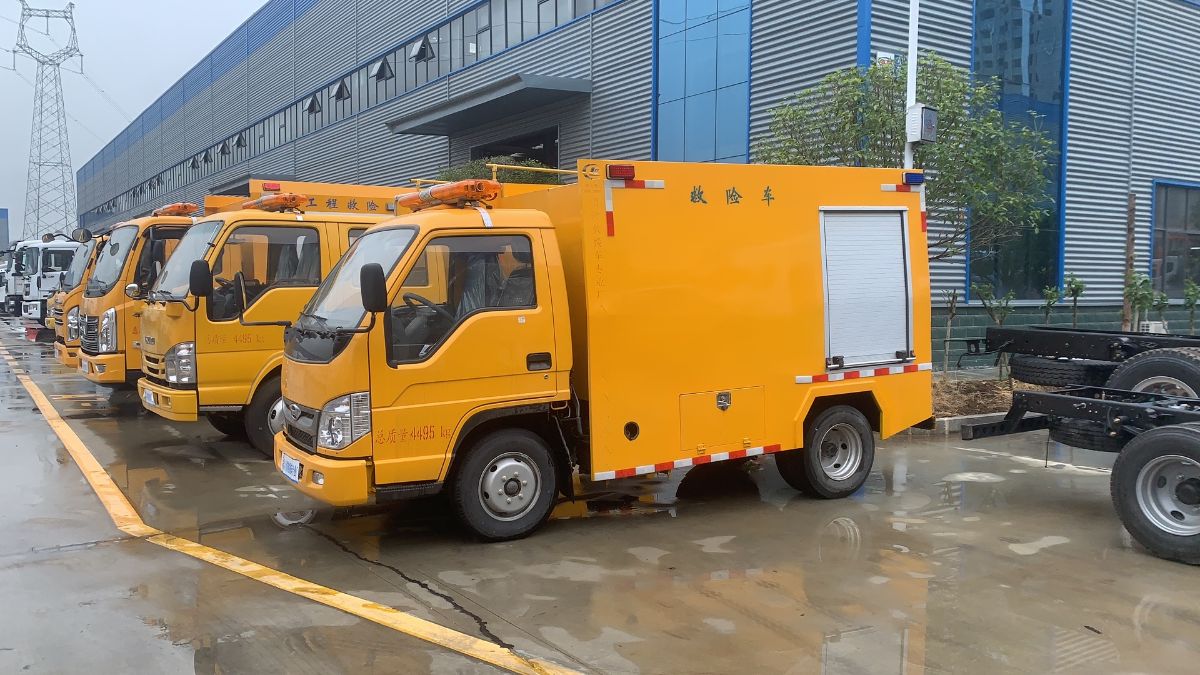 小卡之星2救險車