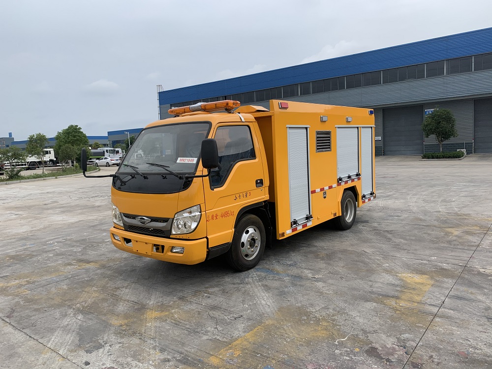 小卡之星3救險車