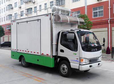 CLW5040XCCH5型餐車