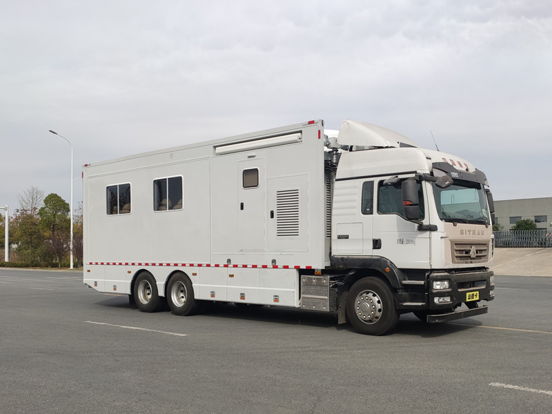 CLW5200XZHZ6型指揮車